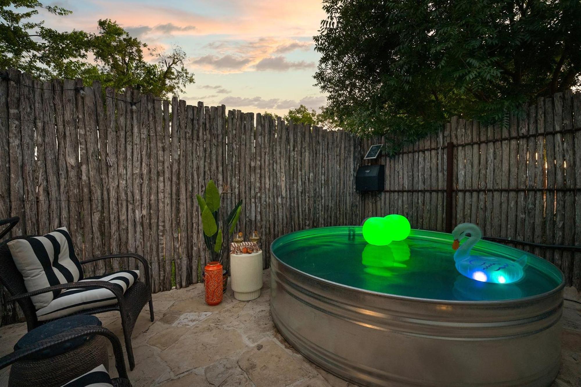 Claret House Full Kitchen And Private Hot Tub Villa Fredericksburg Kültér fotó